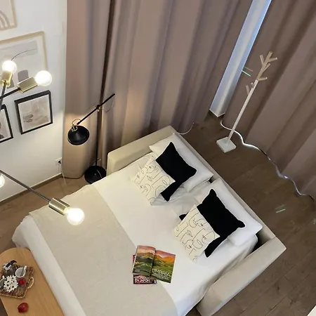 Singularstays Arena Apartman *