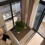 Singularstays Arena דירה