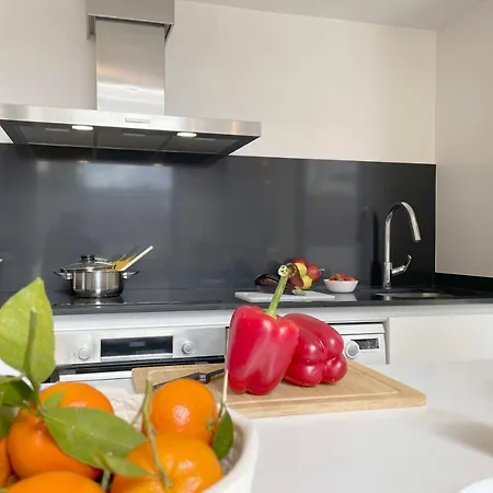 Apartment Singularstays Arena *