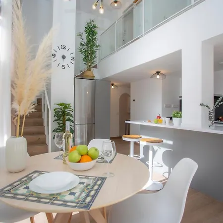 Singularstays Arena Apartament Walencja