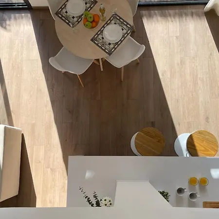 Singularstays Arena Apartment