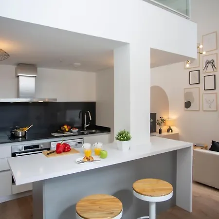 Apartment Singularstays Arena